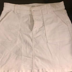 Y2K mini white skirt